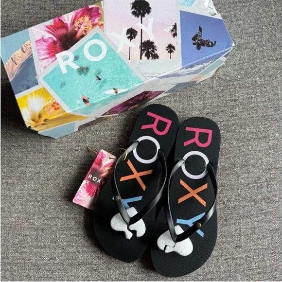 ROXY Flip Flops - Picture 1 of 5